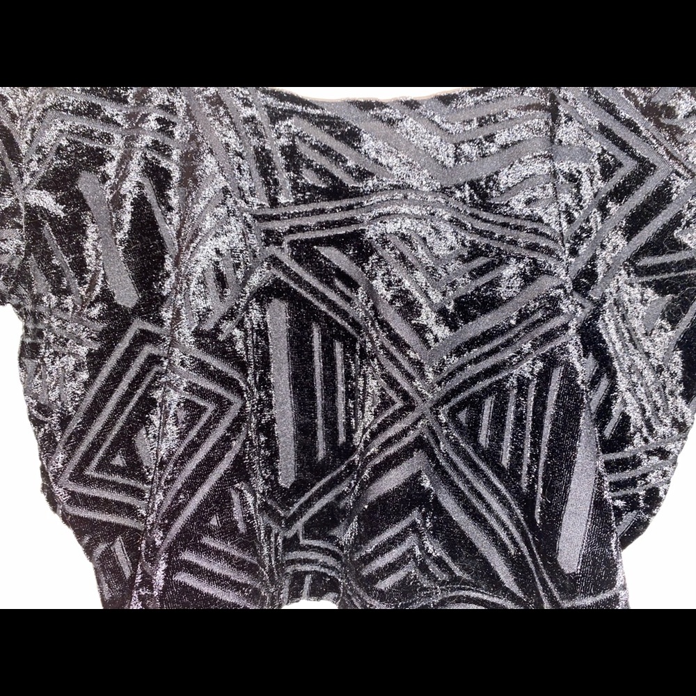 Sparkle & Fade Velour Elegant Open-Back Crop - image 2